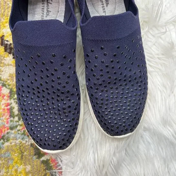 Clarks Navy Blue Lightweight Slip On Casual Knit Sneaker 9 - Picture 3 of 10